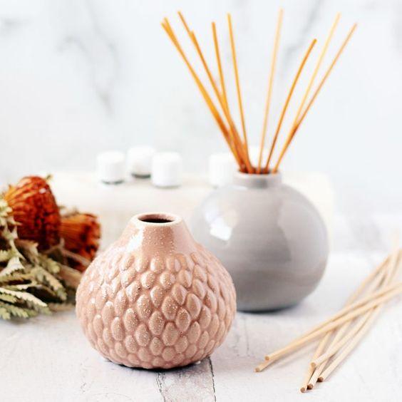 How to make Reed Diffusers: an easy DIY starter guide - Abbey Essentials