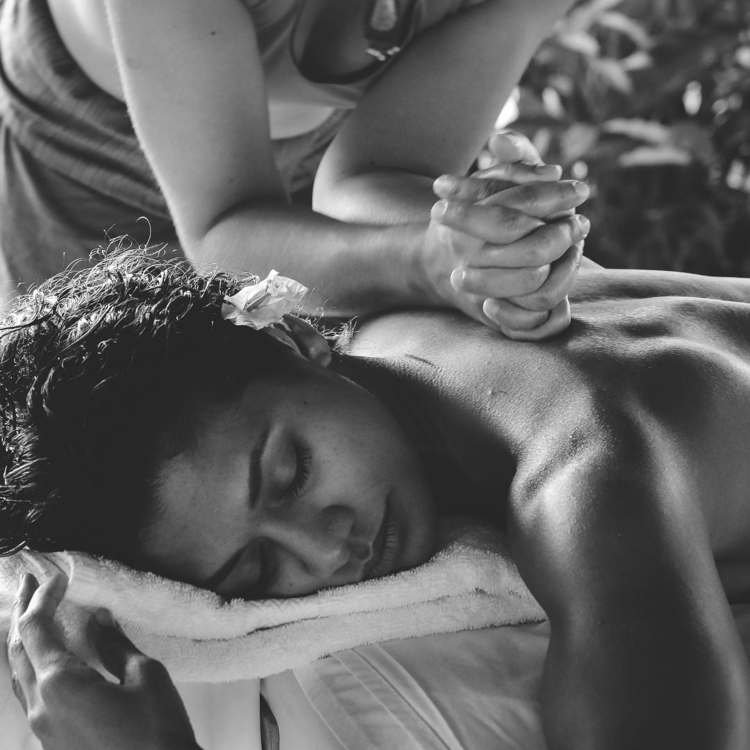 The seven essential oils for a dreamy massage - Abbey Essentials